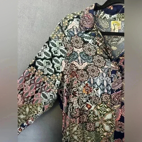 Anthropologie Fig & Flower Button Down Blouse Sz Medium - Picture 3 of 5